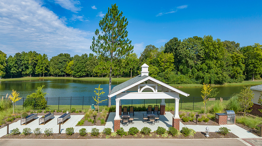 Outdoor BBQ & Kitchen